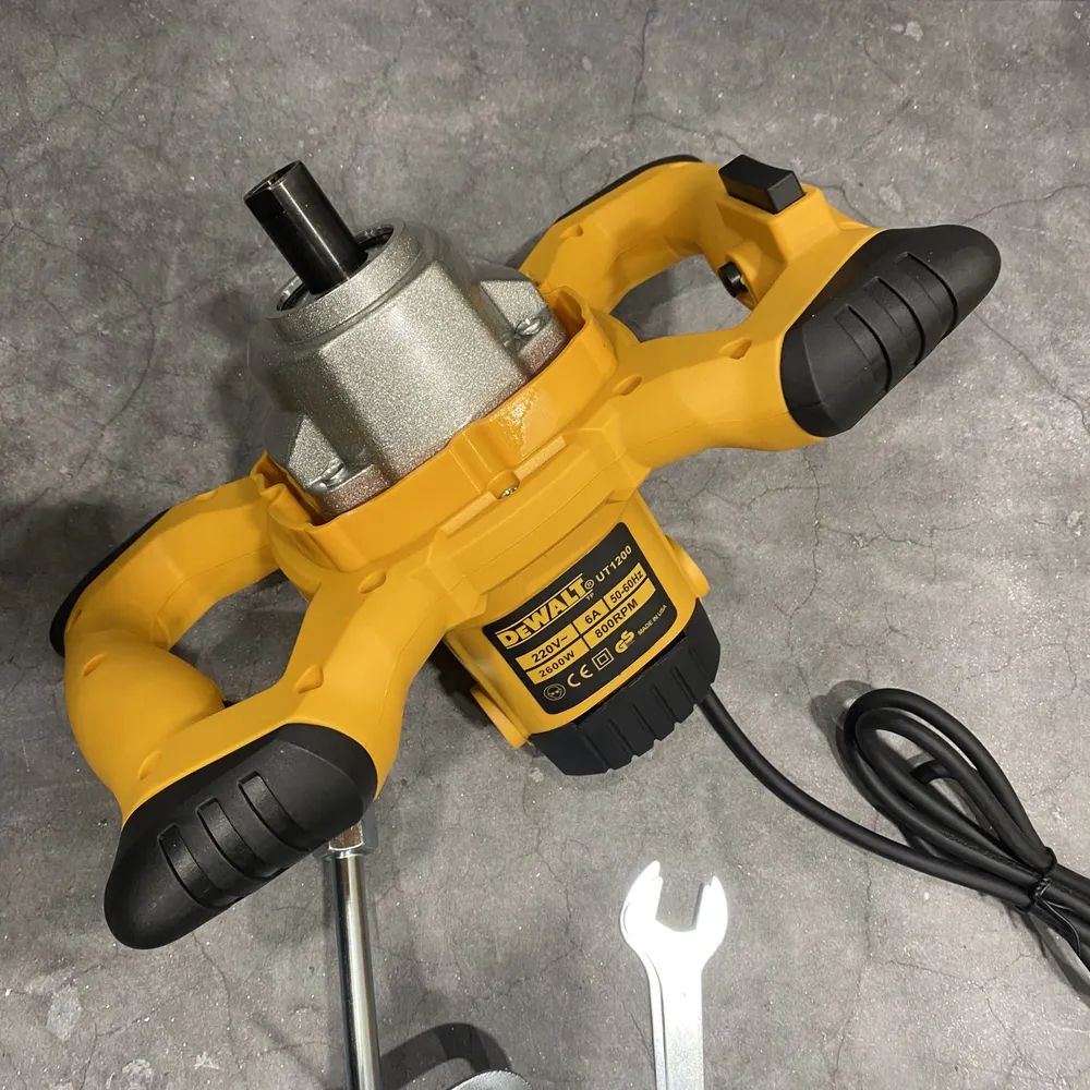 Миксер строительный электрический, DeWALT 2600