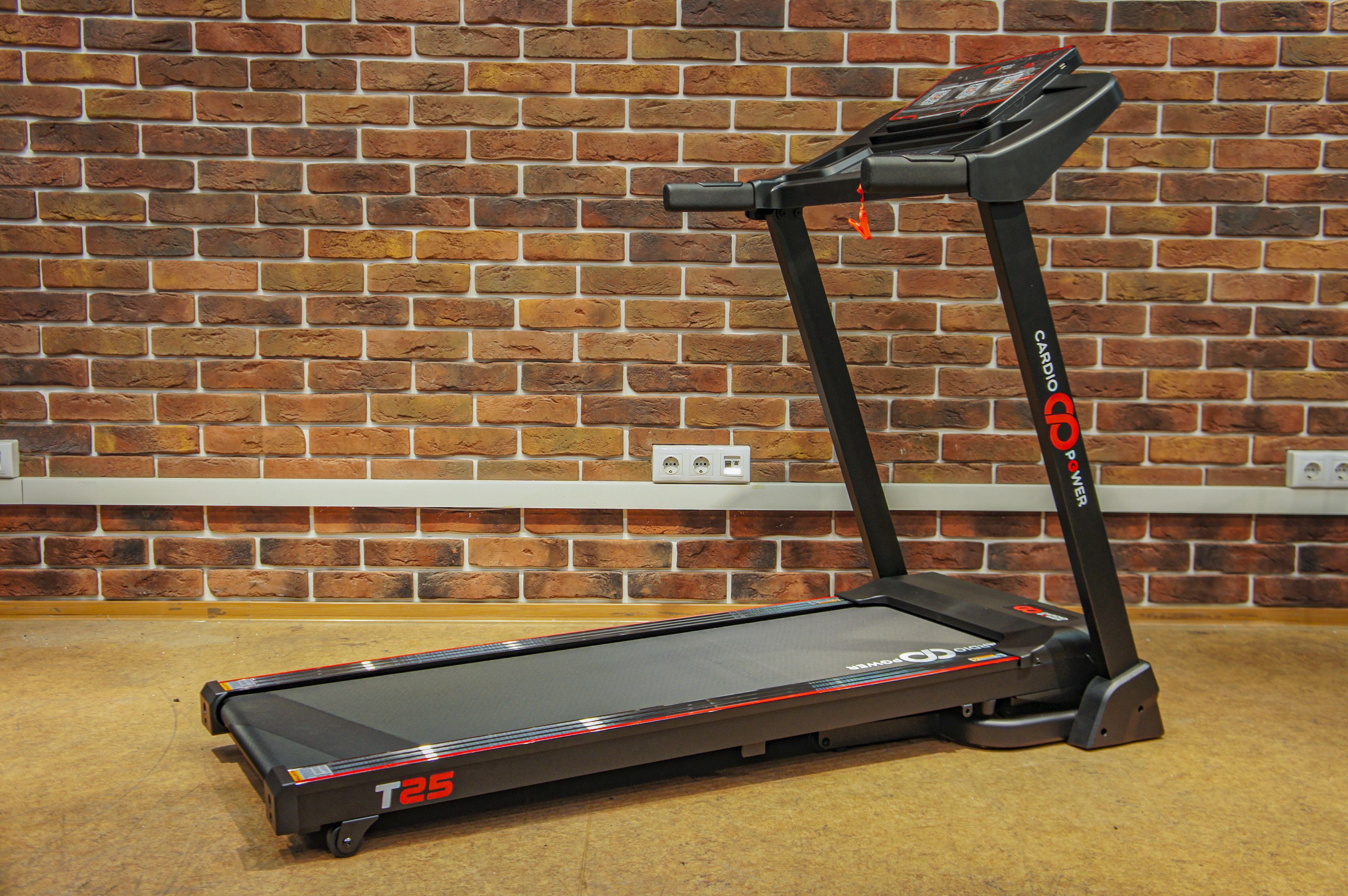 CardioPower Беговая дорожка T25 NEW