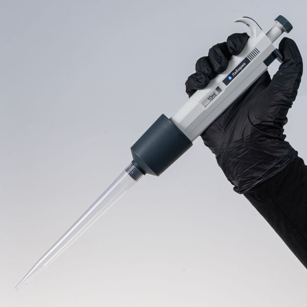 Дозатор (пипетатор) 2000-10000 мкл Лаборио, серия М - переменный объём ...