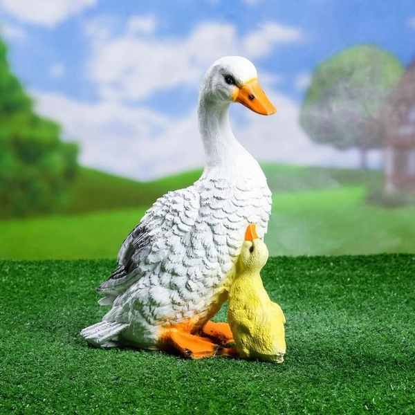 Садовая фигура "Утка с утенком", На газон - купить по низкой цене с ...