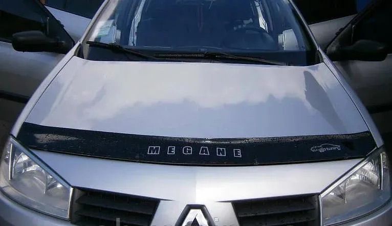 Дефлектор капота /МУХОБОЙКА/Отбойник капота RENAULT MEGANE II (2002-2008) "VIP-TUNING" верхний