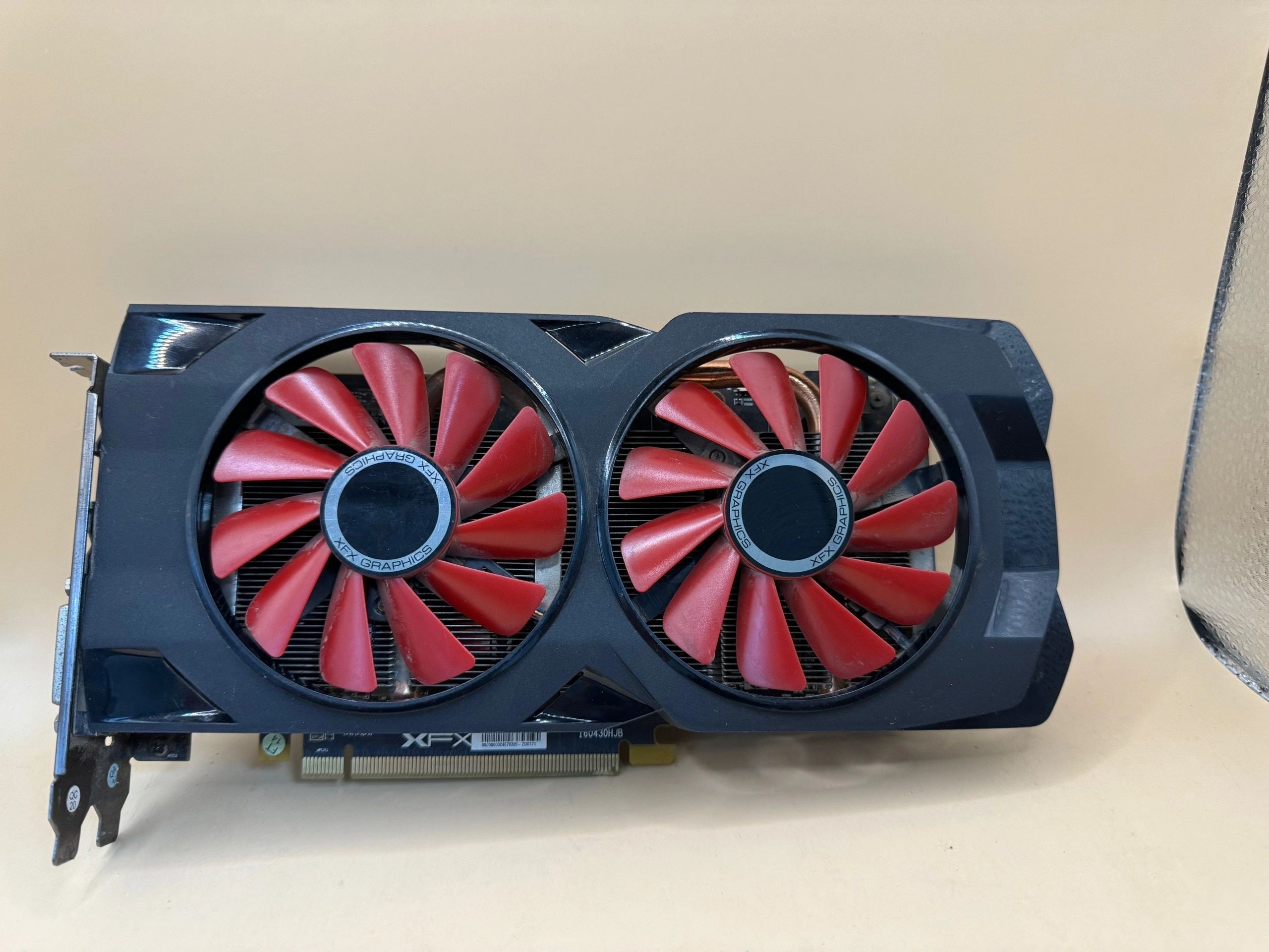 XFXВидеокарта8ГБ(Rx580sp)