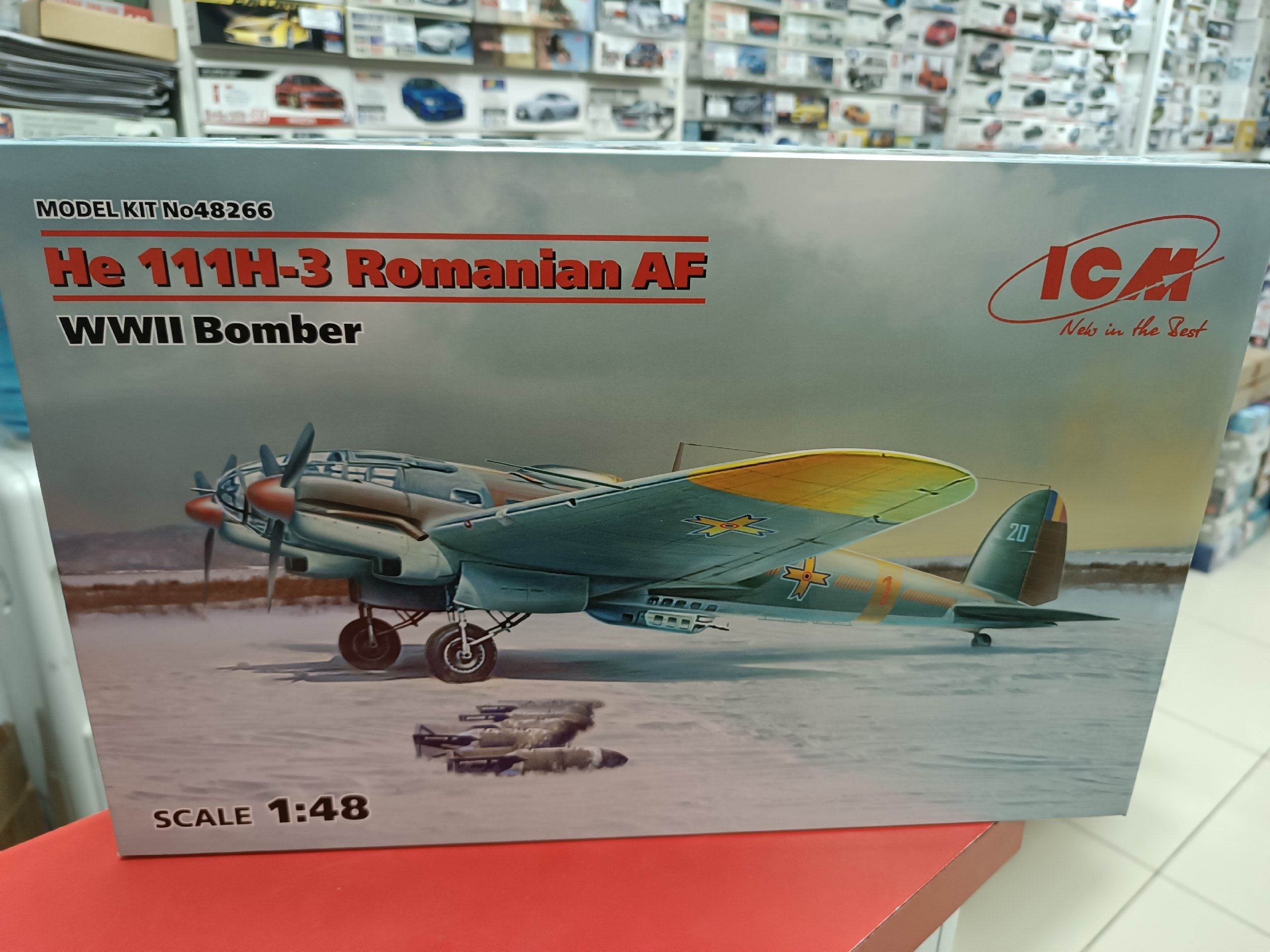 48266He111H-3ВВСРумынии,БомбардировщикIIМВICM1:48Сборнаямодель