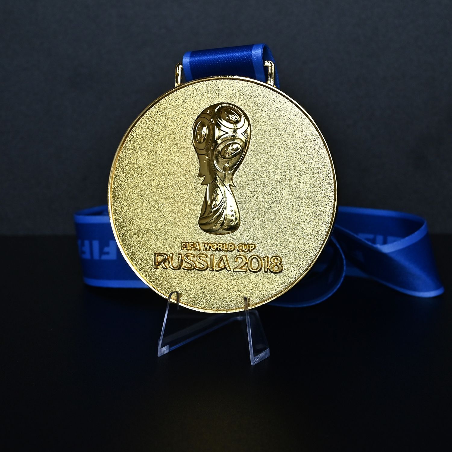 Медаль победителя Чемпионата мира по футболу FIFA 2018 RUSSIA Россия