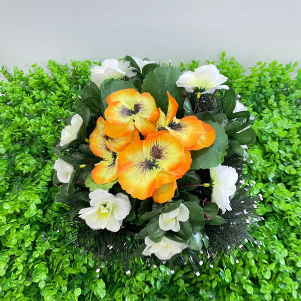 Корзина ритуальная из искусственных цветов / Цветы на кладбище ...