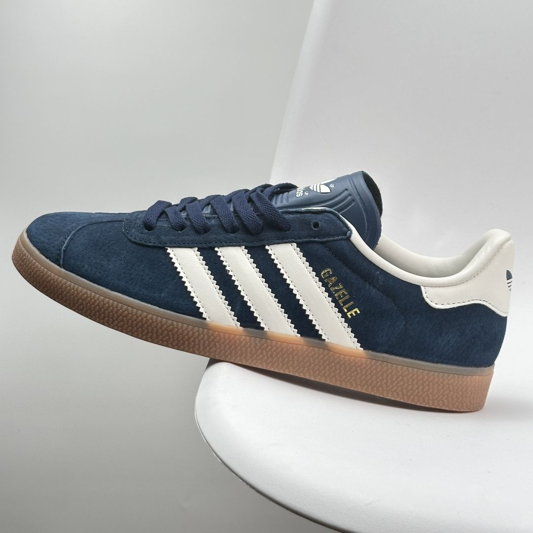 КроссовкиadidasGazelle