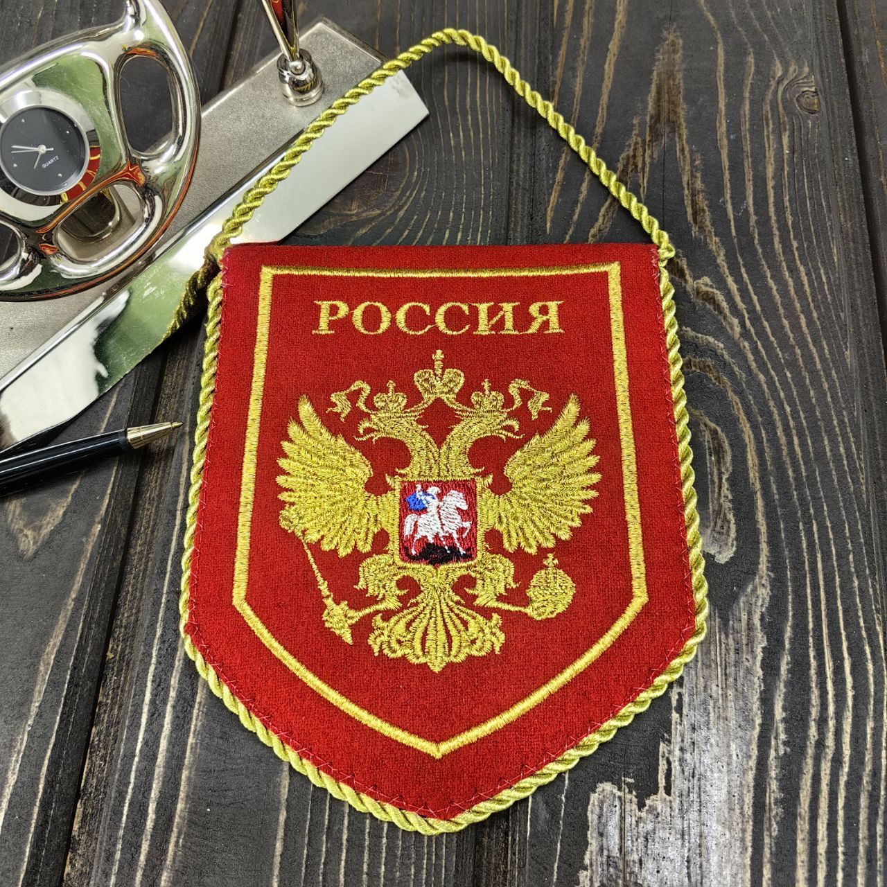 Вымпел РОССИЯ вышитый 13х16 красный