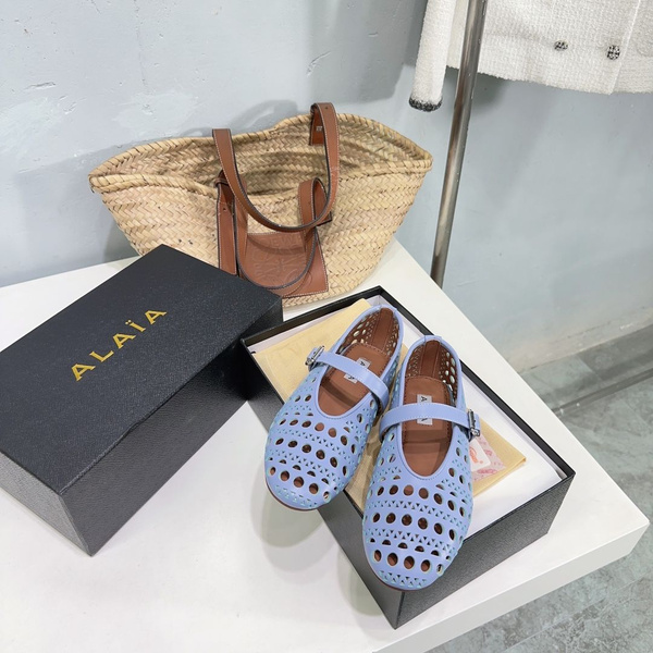 Балетки ALAIA - купить с доставкой по выгодным ценам в интернет ...