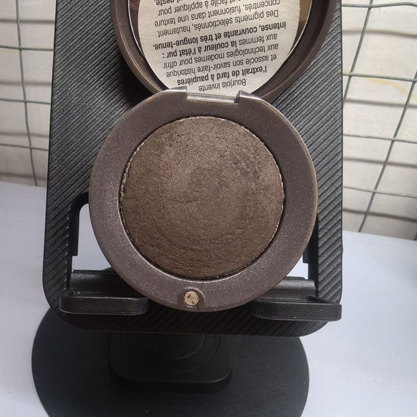 Bourjois Тени для век купить на OZON по низкой цене (1970414108)