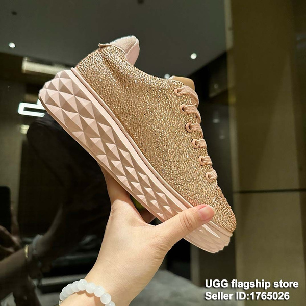 Кроссовки Jimmy Choo купить на OZON по низкой цене (1708323421)