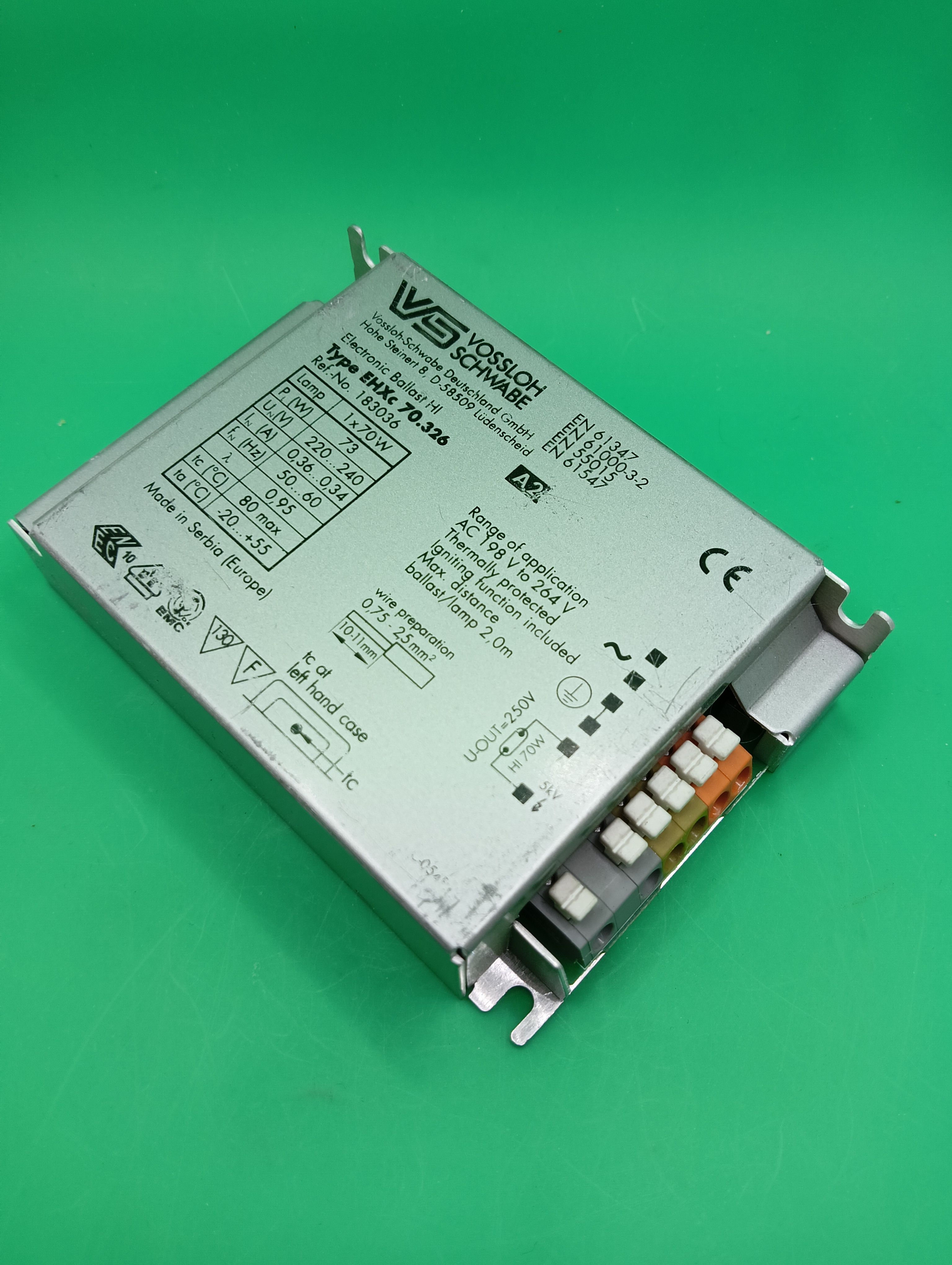 Stanley(1-99-056). 326 70. Деревенский кувшин 4 буквы. Er617501e siemens. Газовая панель siemens er 511502e.
