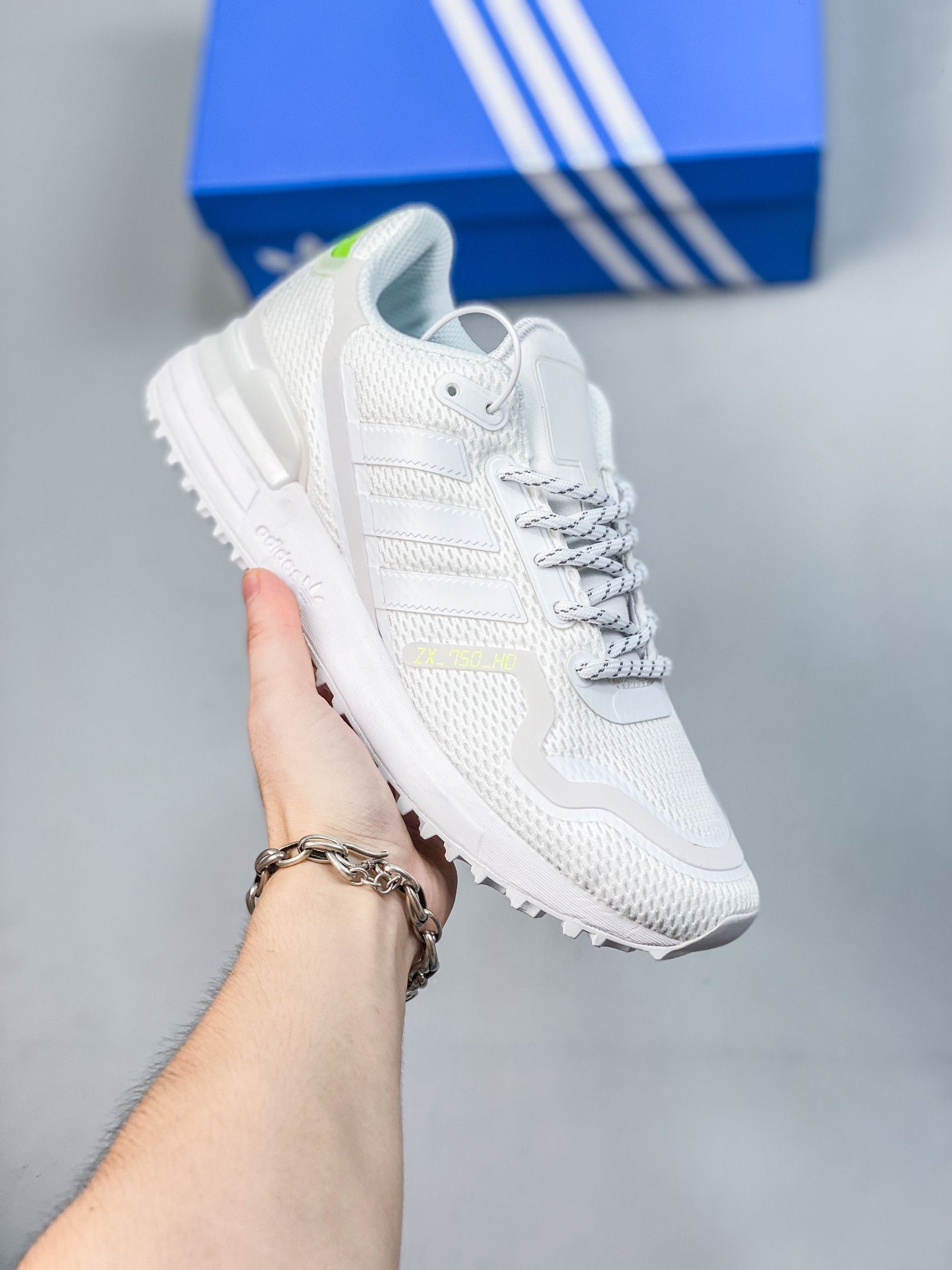 Adidas Zx 700 OZON