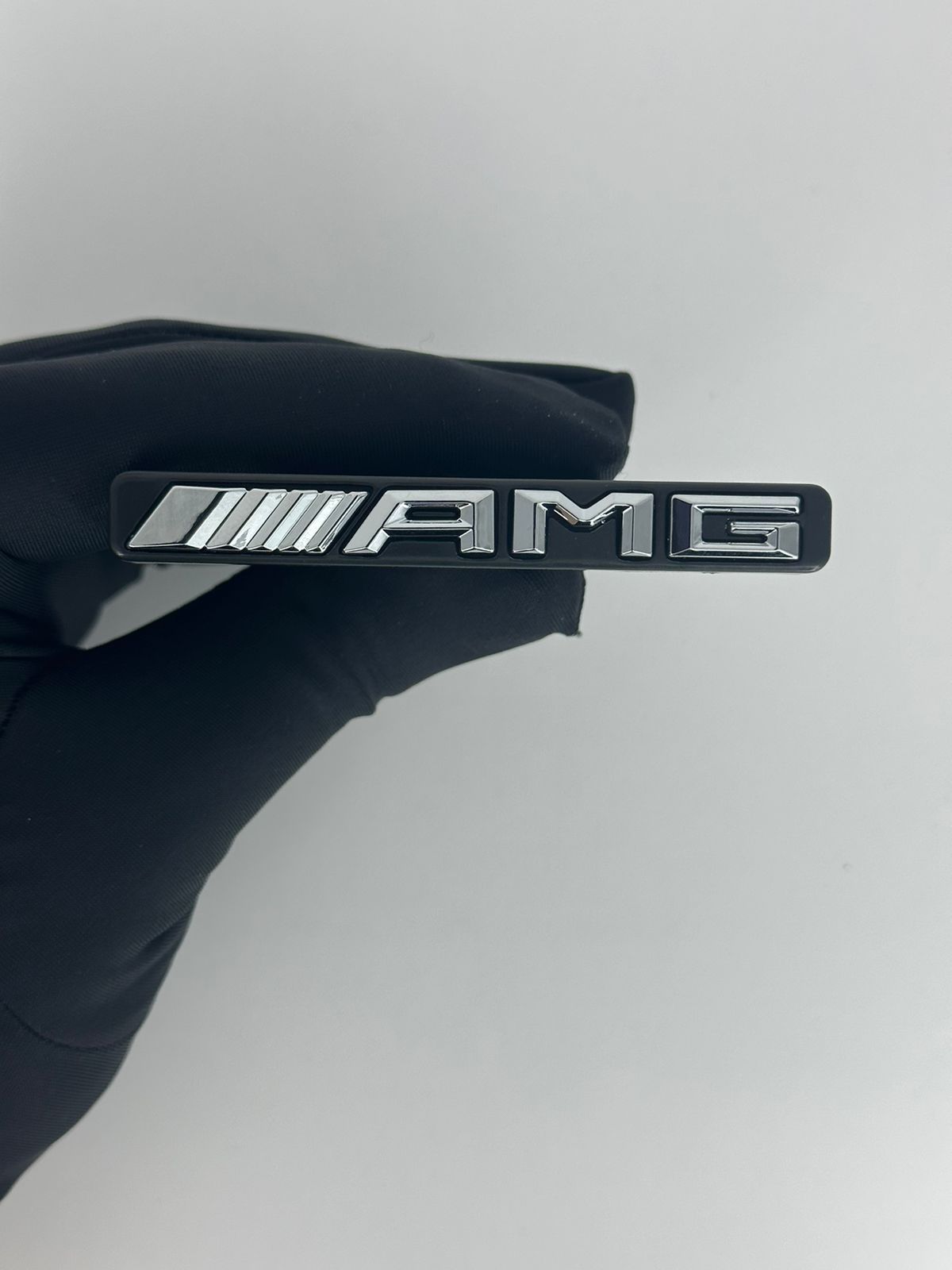 Шильдик (Знак) AMG...