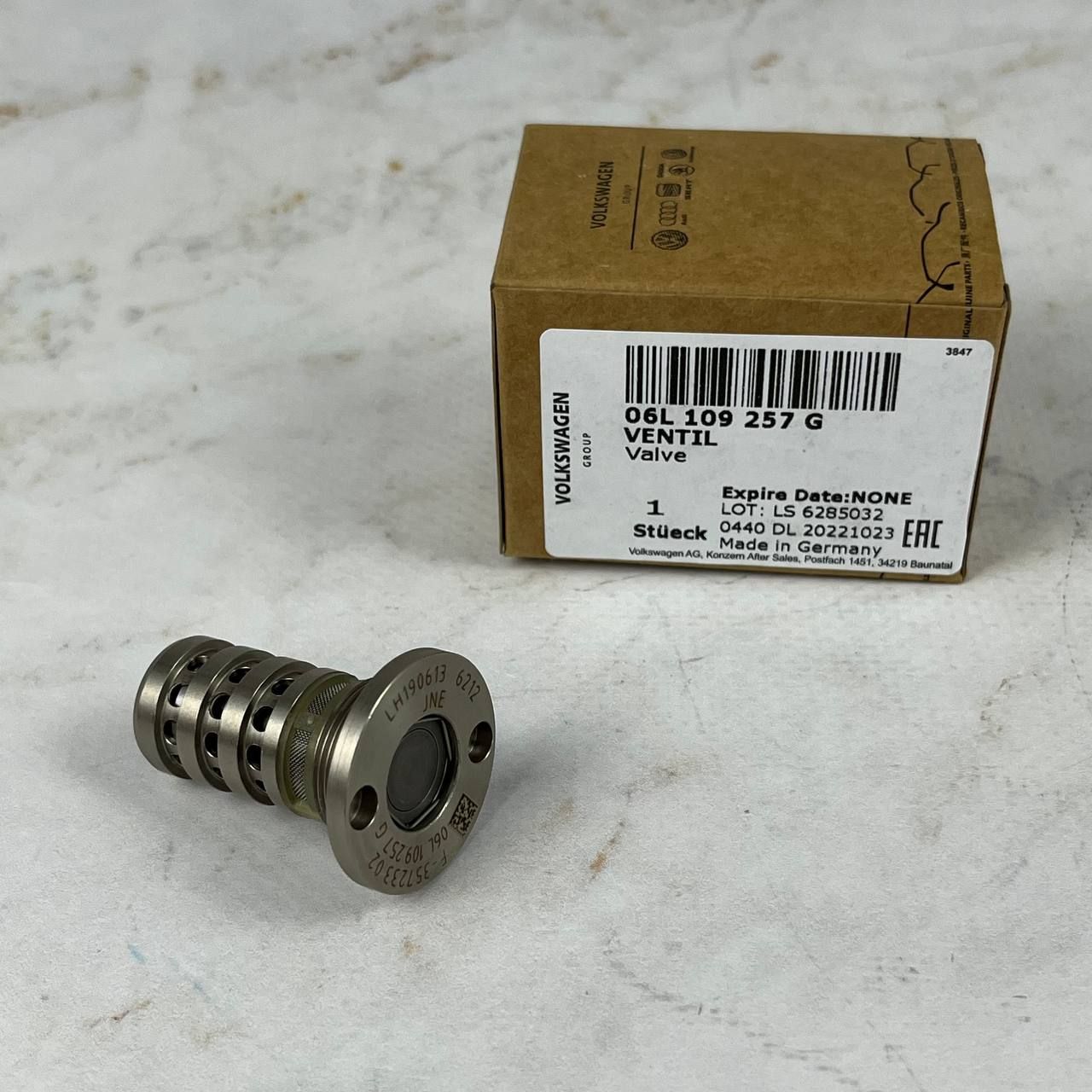 VAG (VW/Audi/Skoda/Seat) Клапан фазорегулятора арт. 06L109257G