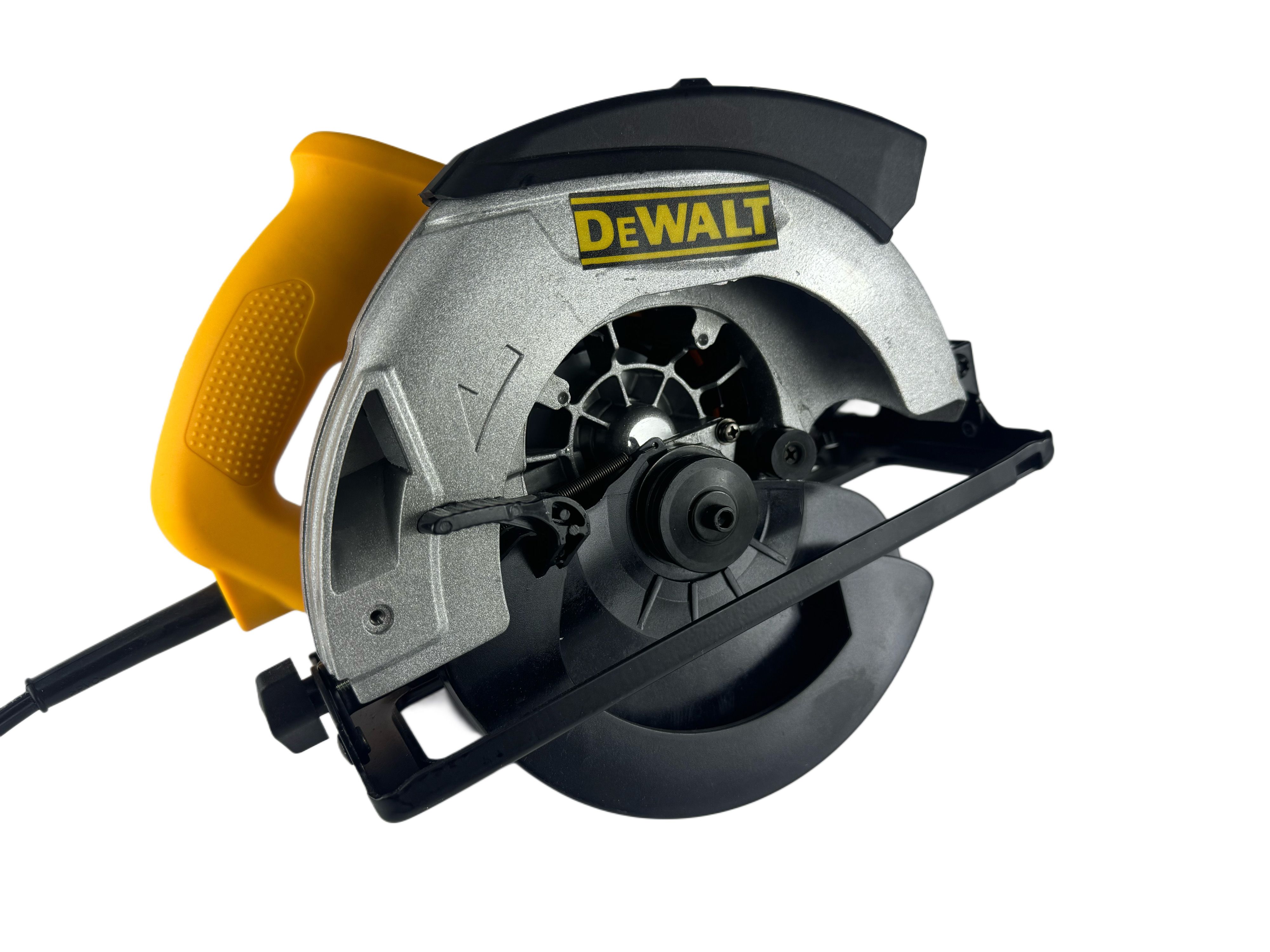 Дисковая пила Dewalt 185мм