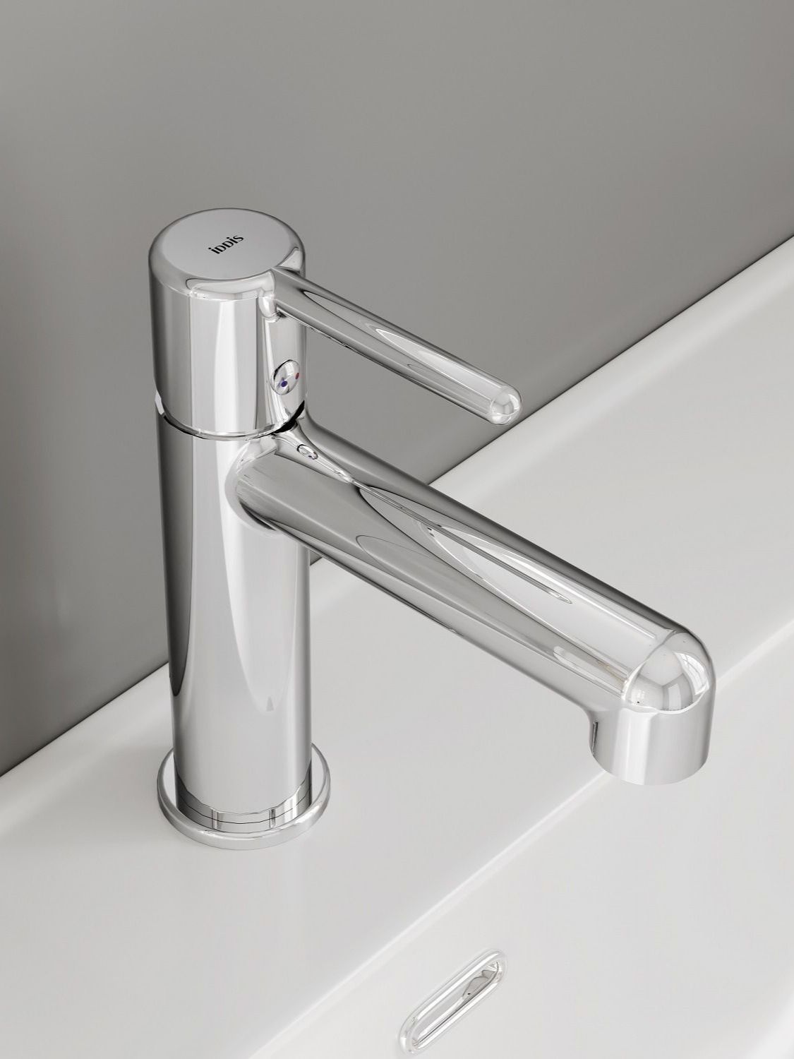 Фото товара на маркетплейсе ozon Cмеситель для раковины IDDIS, латунь, глянцевый хром, современный стиль, Aiger, AIGSB00i01