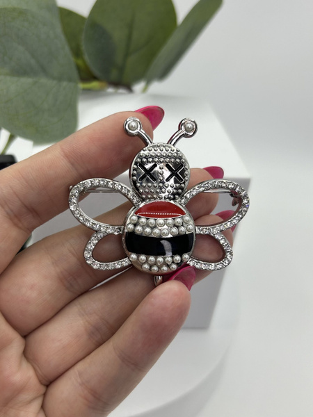 Gucci Брошь - купить с доставкой по выгодным ценам в интернет-магазине ...