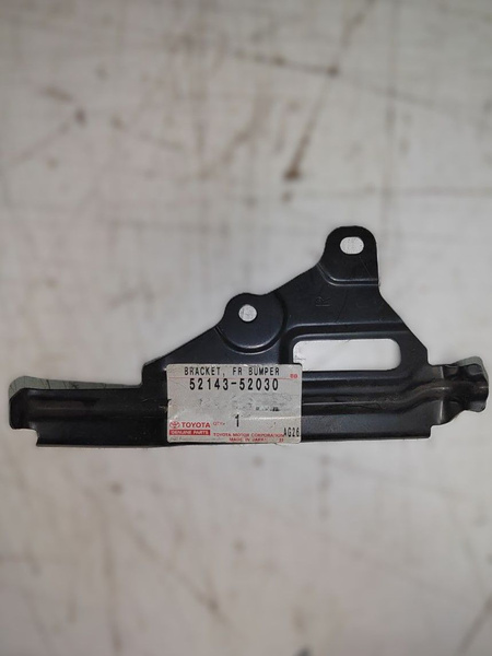 Кронштейн усилителя бампера Toyota Echo 99-02 / Platz 99-02 (Спереди/ Справа)