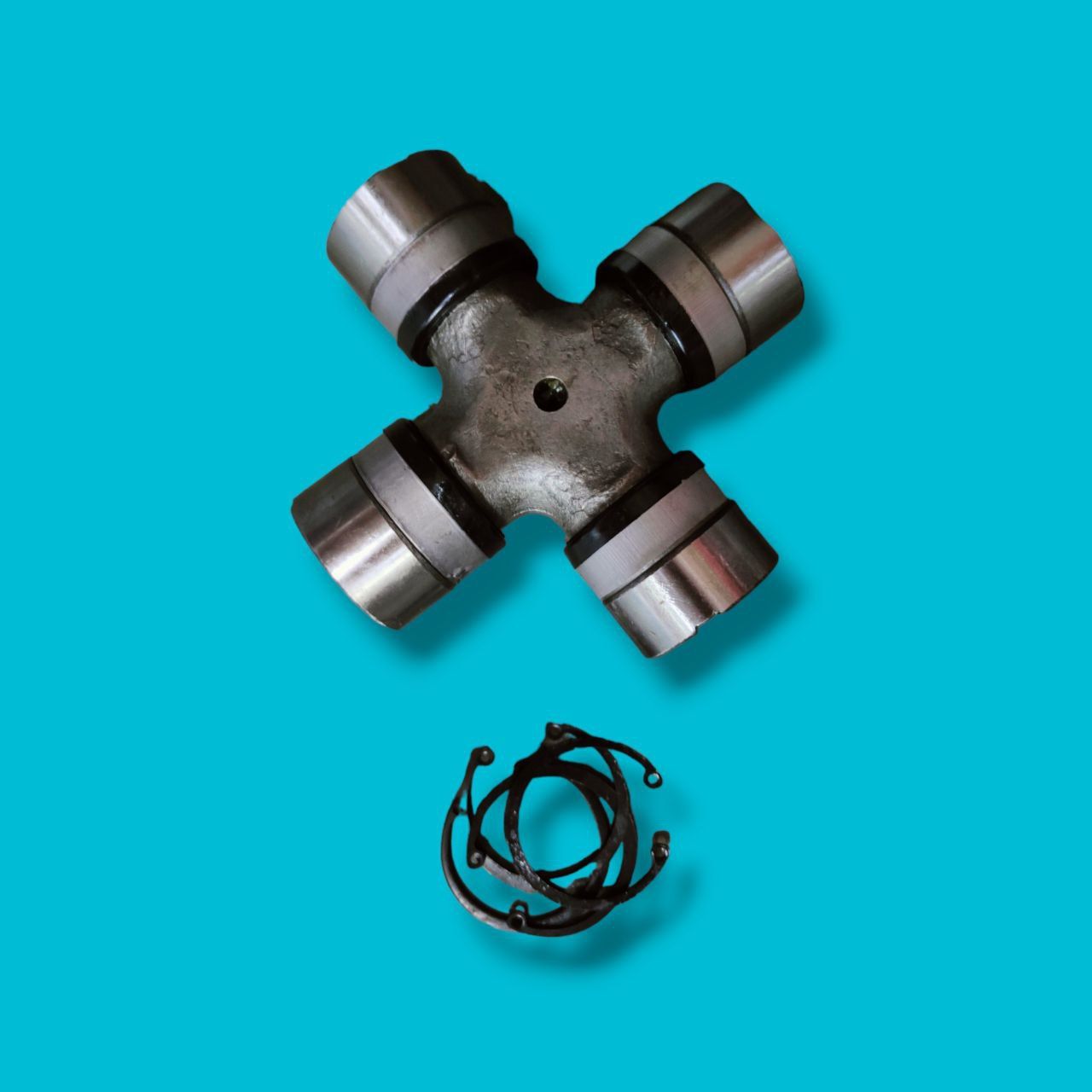 Крестовина карданного вала 4310-2205025. Крестовина карданного вала 4310-2205025. Крестовина карданного вала камаз 4310. Крестовина кардана 5320-2205025. 4310-2205025 крестовина.