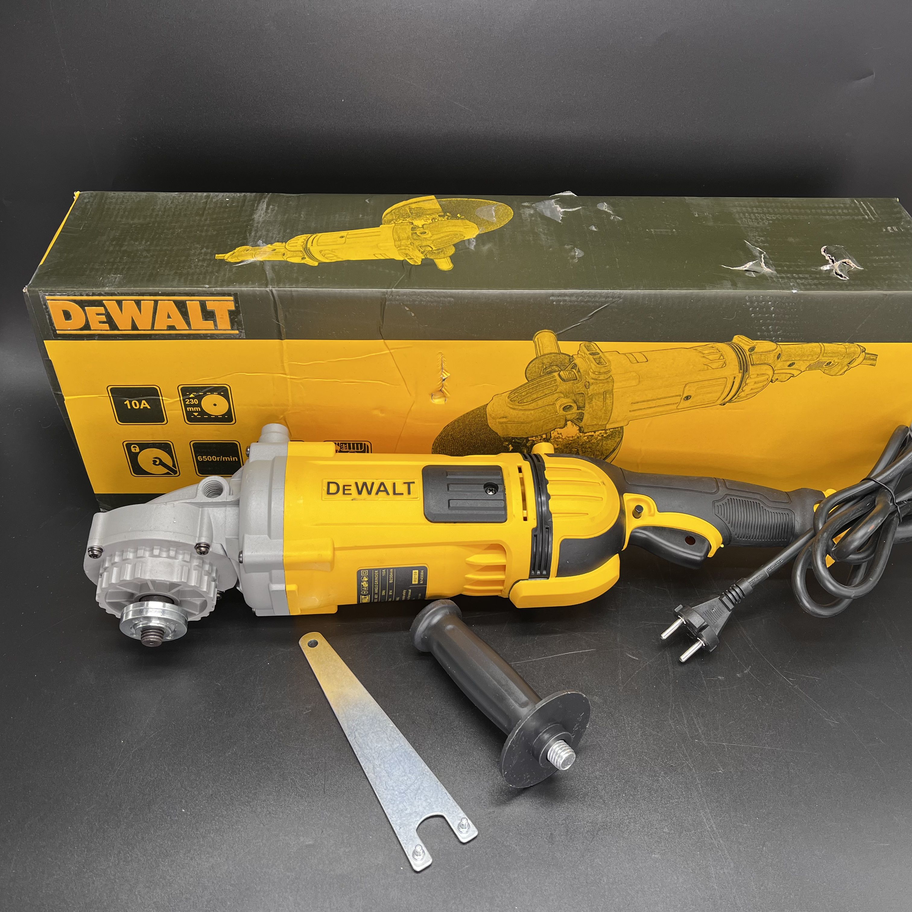 УШМ Болгарка DeWalt сетевая / угловая шлифмашина (болгарка) деволт от сети