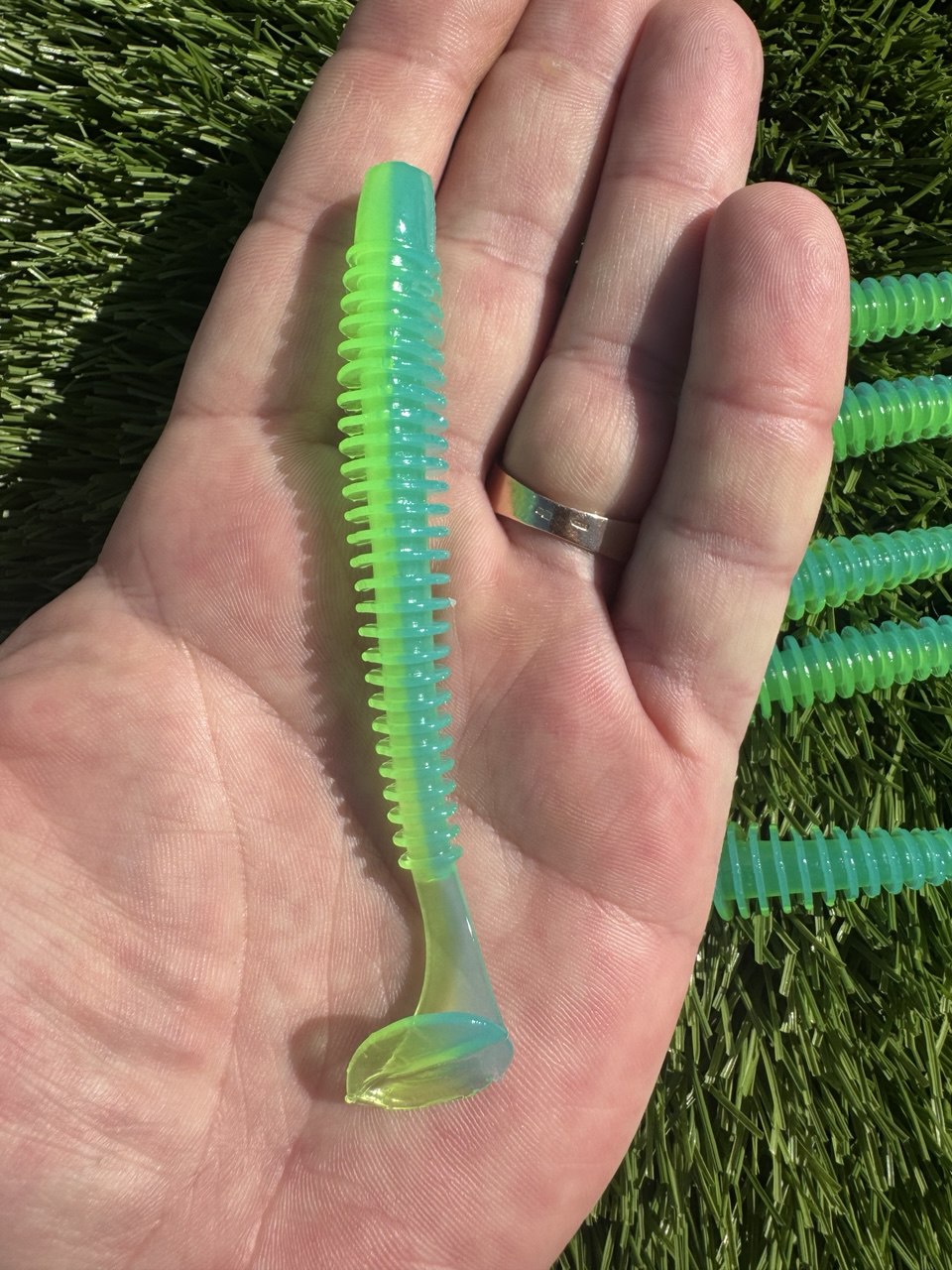 МягкаяприманкадлярыбалкиСвин100мм