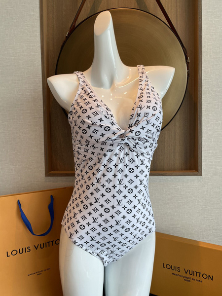 Купальник слитный Louis Vuitton - купить с доставкой по выгодным ценам ...