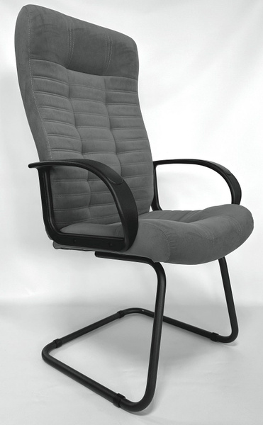Офисное кресло на полозьях StylChairs Атлант Ультра, обивка велюр, цвет ...