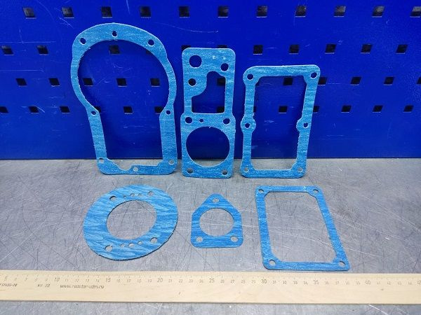 Набор прокладок ТНВД Д-240, Д-65, Д-144 (УТН) МТЗ, ЮМЗ, Т-40 паронит ...