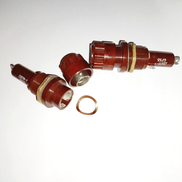 держатель предохранителя ДВП8 с ПРУЖИНКОЙ-КОЛЬЦОМ .. (для ...