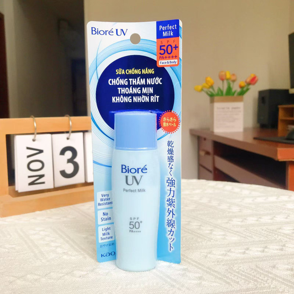 Солнцезащитная эмульсия Biore матирующая, "Гладкость кожи", SPF 50, 30 ...