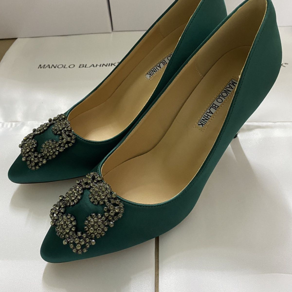 Туфли MANOLO BLAHNIK - купить с доставкой по выгодным ценам в интернет ...