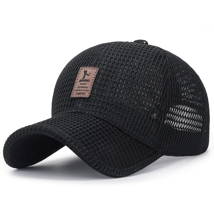 Мужчина в красной панамке. Кепка как у мелстроя. Foot hat. Foot hat. Foot hat.