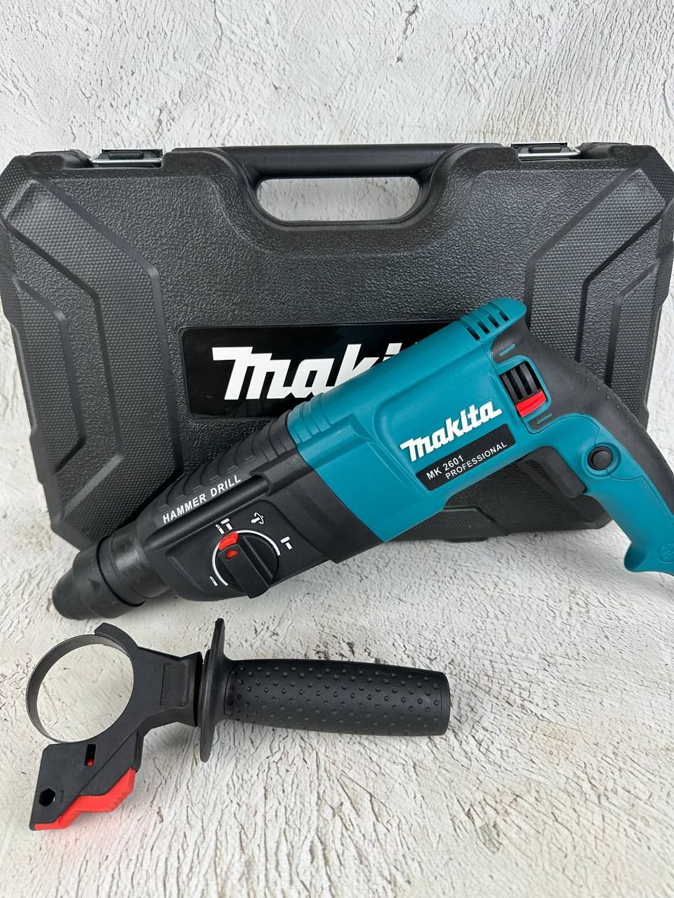 Перфоратор Makita 1500 Вт сетевой