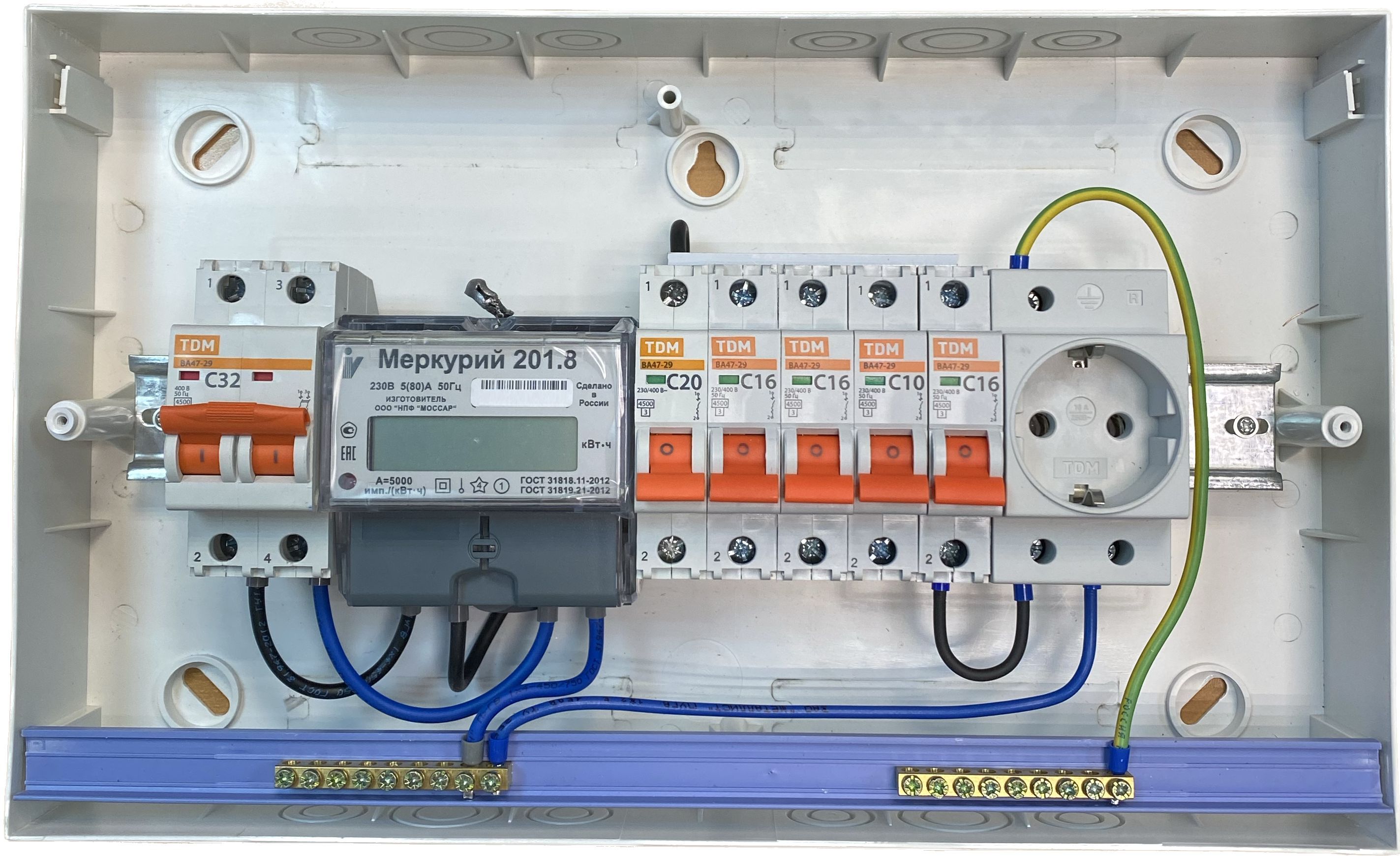 Комплект Дачный-2М-32: Щит учёта электроэнергии в сборе