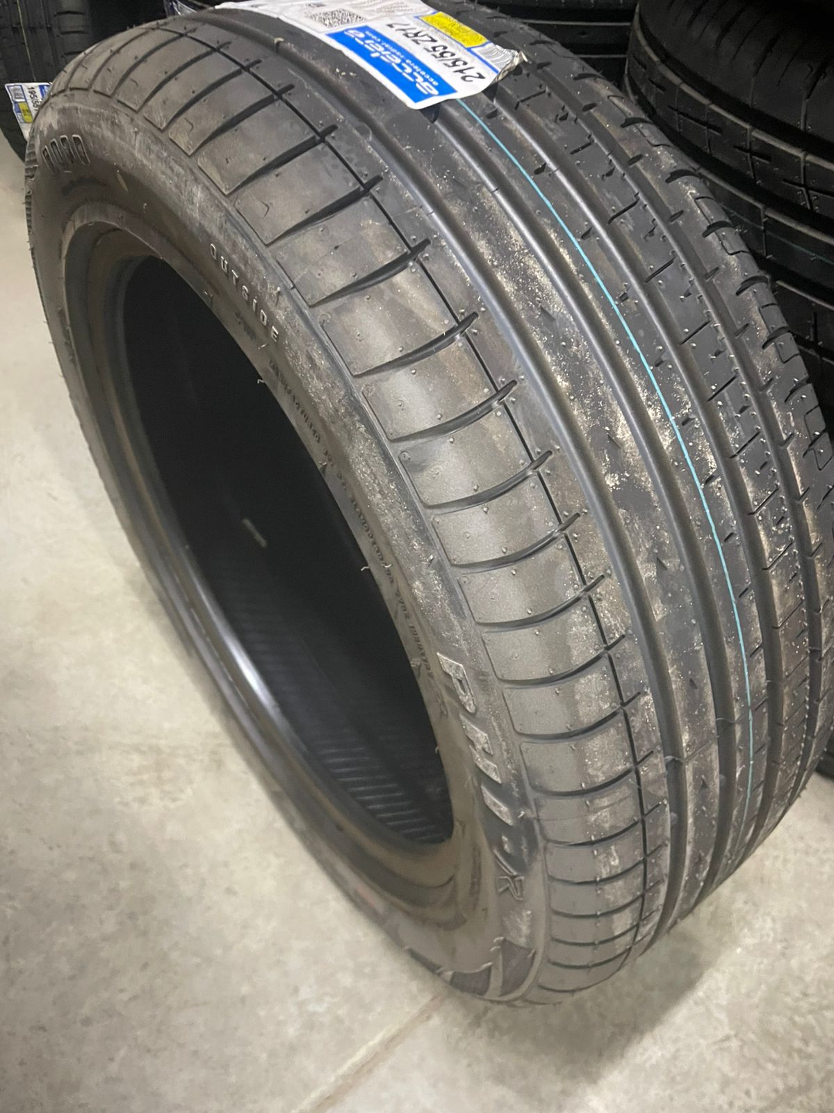 Accelera ZR PHI-R 98W XL Шины  летние 215/55  R17 98V