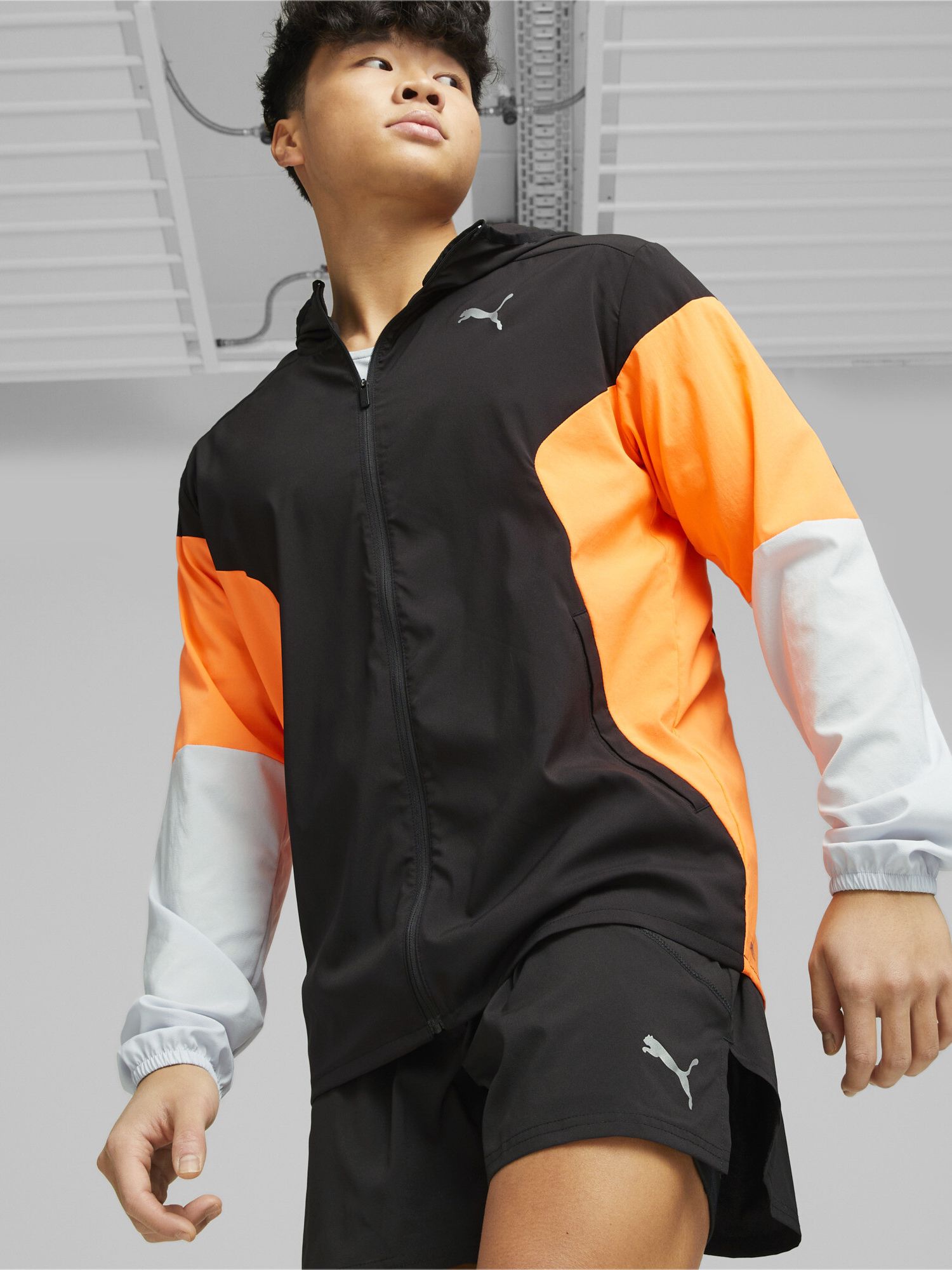 ВетровкаPUMARUNLIGHTWEIGHTJACKET