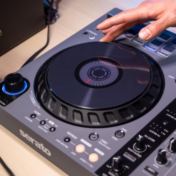 Pioneer DJ DDJ-FLX6-GT, 4-дековый рекордбокс и диджейский контроллер ...