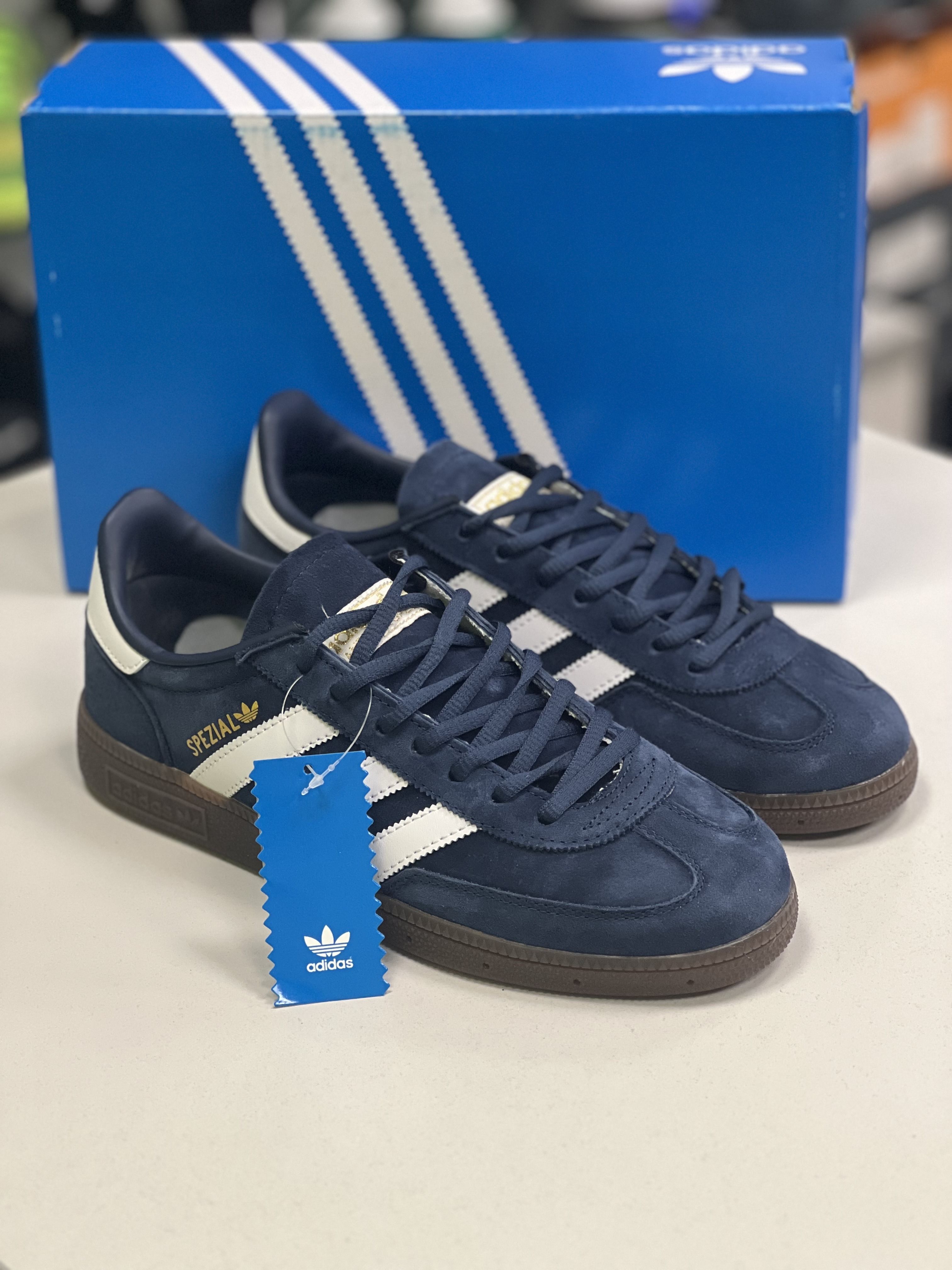 Spezial adidas blue online