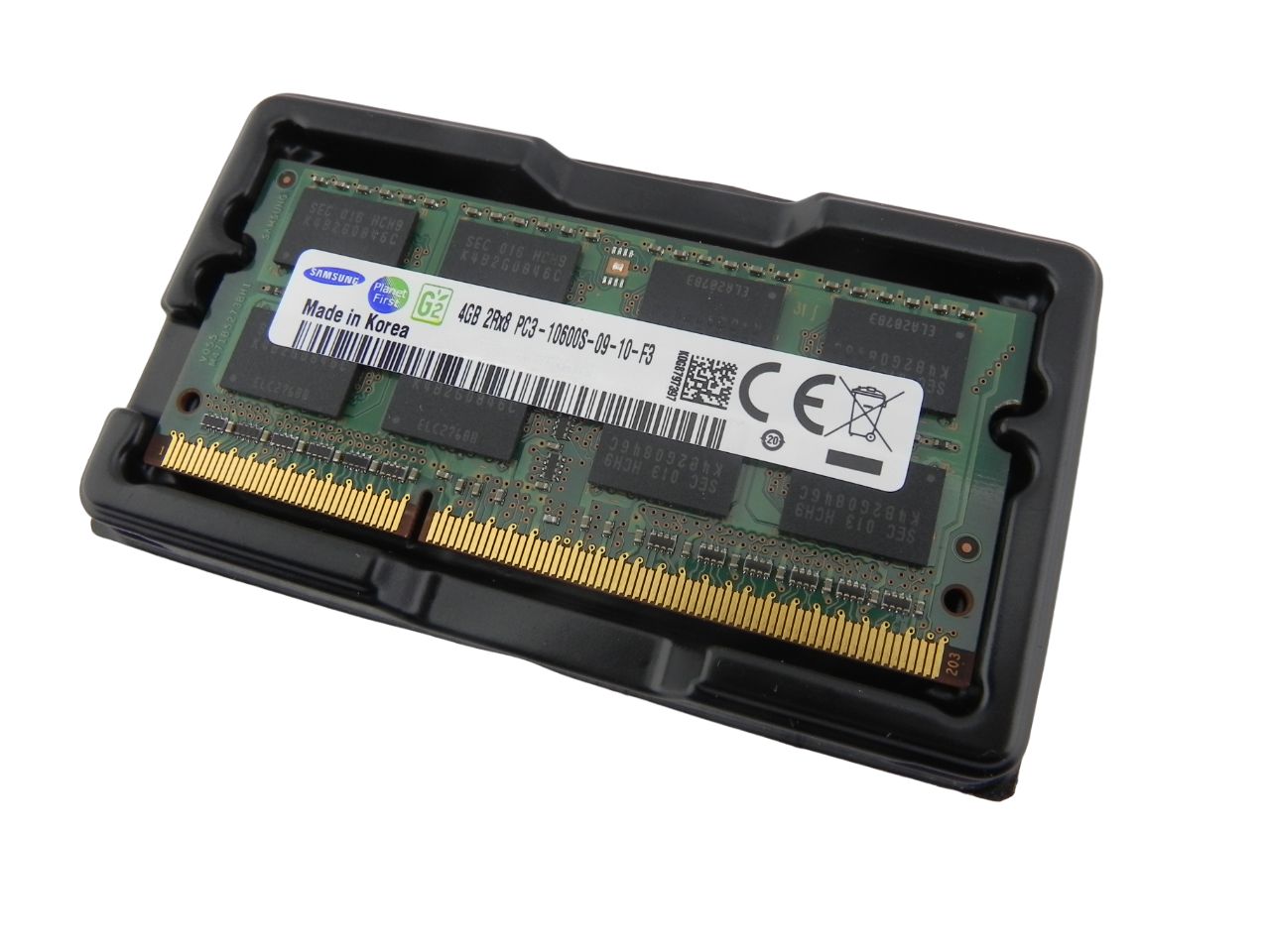 SamsungОперативнаяпамятьDDR34GBSO-DIMM1333MhzPC-106001x4ГБ(дляноутбука).Уцененныйтовар