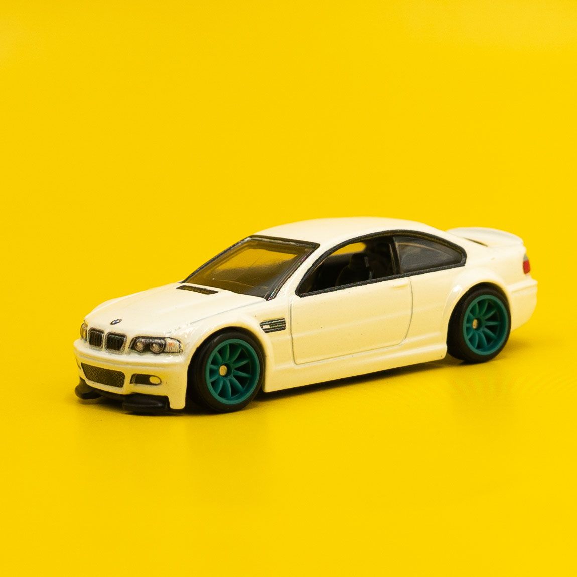 Машинка Hot Wheels Fast Furious Premium BMW M3 ЗАЩИТНЫЙ КЕЙС HNW46 2024 -  купить с доставкой по выгодным ценам в интернет-магазине OZON (1552034721)