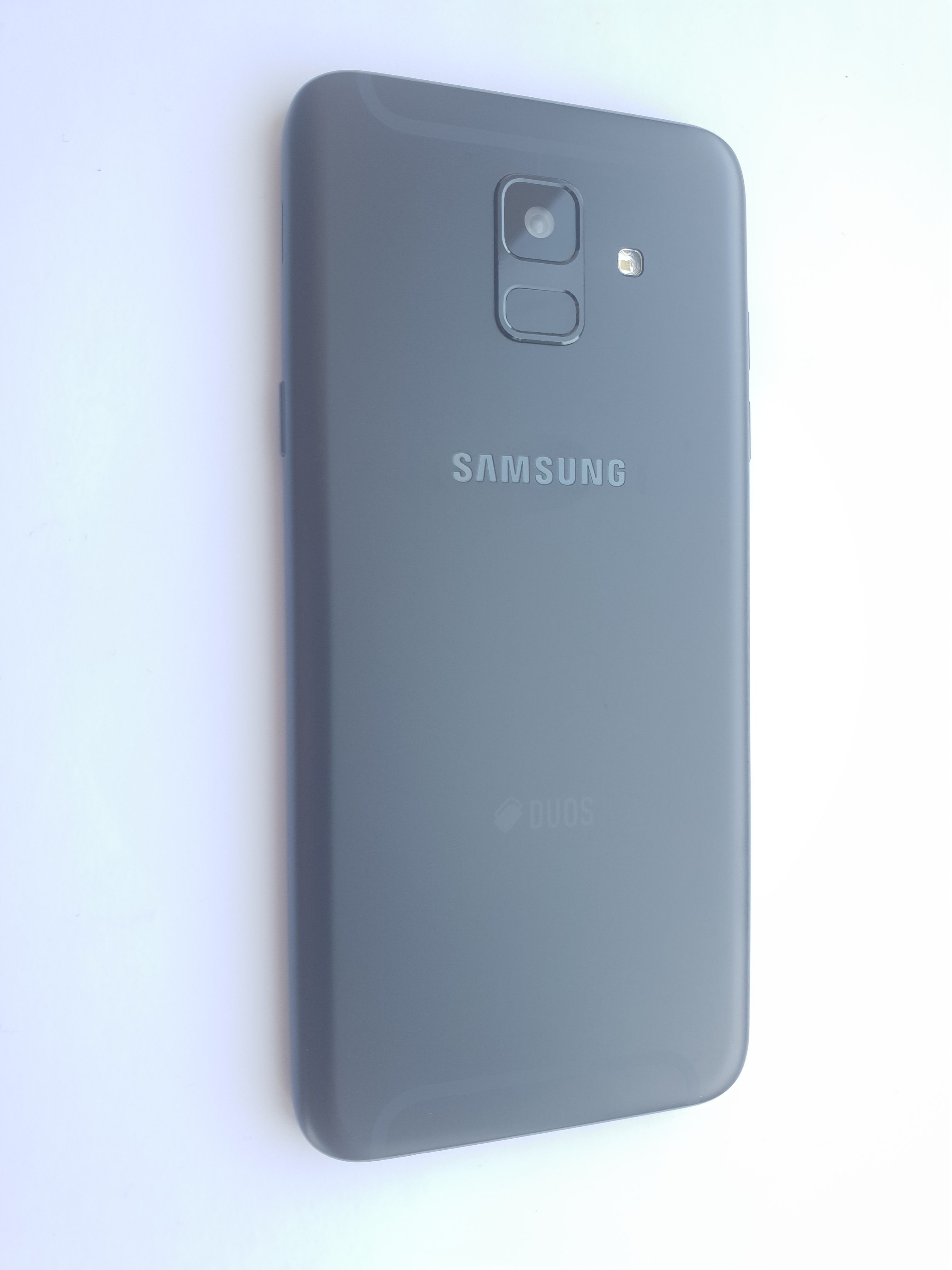 Cмартфон игровой Samsung Galaxy A6 SM-A600F 5.6