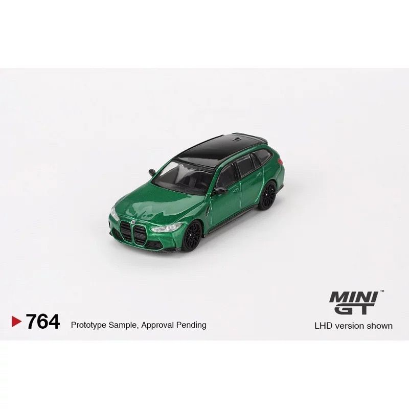 Модель коллекционная Mini GT 1:64 #764 BMW M3 Competition Touring G81 Green