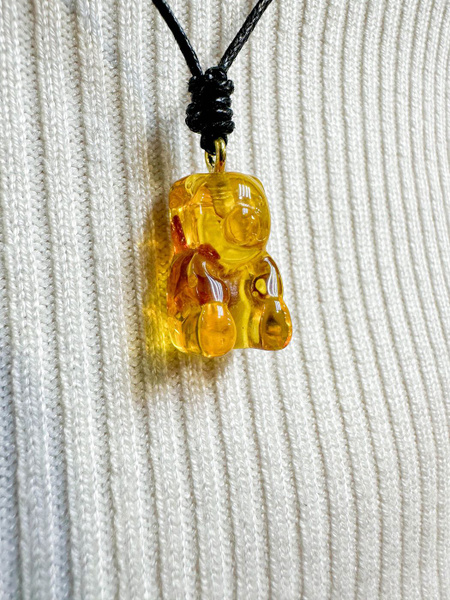 Подвеска "Кулон Мармеладный Мишка" янтарь и смола - купить с доставкой ...