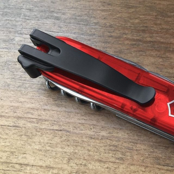 Клипса для средних швейцарских ножей Victorinox - купить с доставкой по ...