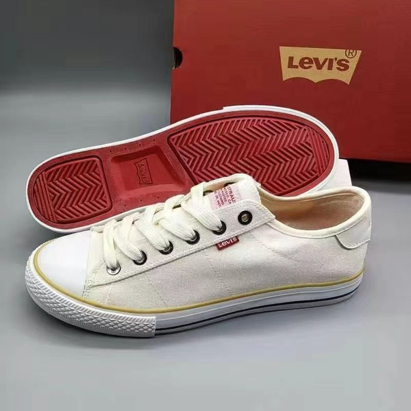 Кеды Levi's купить на OZON по низкой цене (1694851679)