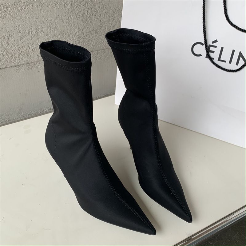 Parma black calf ботильоны. Ботильоны с острым носом. Джанвито росси обувь женская. Остроносые ботинки женские. Остроносые ботильоны на шпильке.