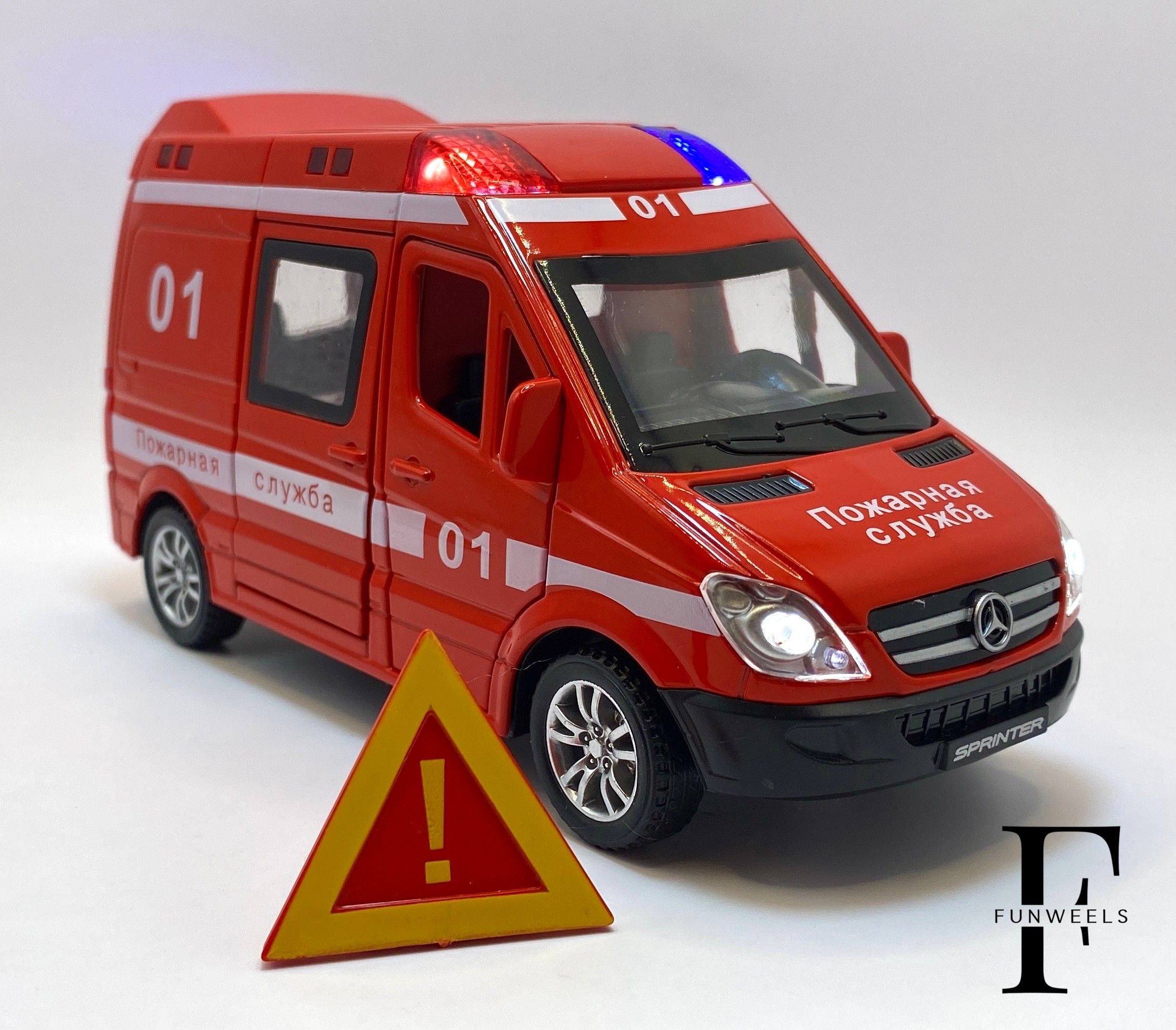 Детская игрушка металлическая Mercedes-Benz Sprinter Fire Service (Мерседес  Бенз Спринтер Пожарная Служба) / Масштаб 1:32 - купить с доставкой по  выгодным ценам в интернет-магазине OZON (1416263476)