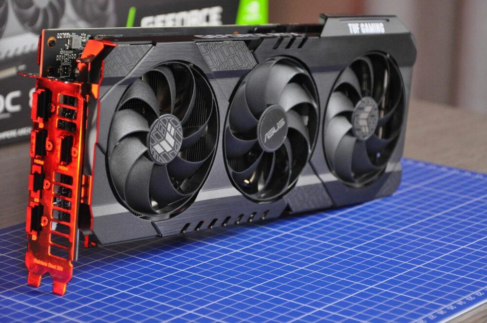 ASUSВидеокартаGeForceRTX30708ГБ(TUF-RTX3070-08G-GAMING)