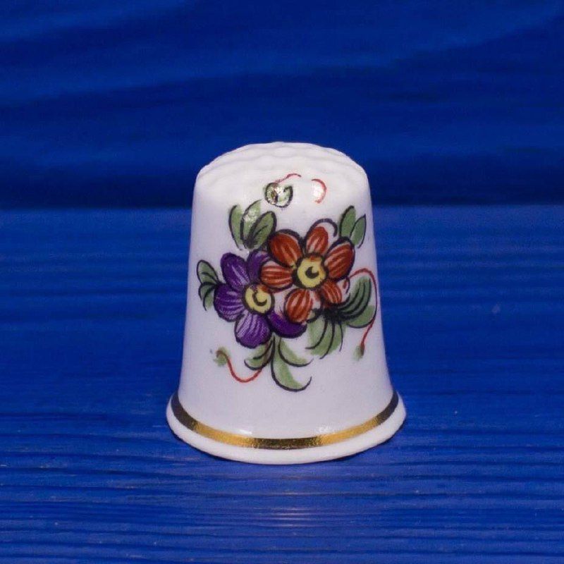 Коллекционный наперсток от Amber China Fine Bone China Staffordshire England