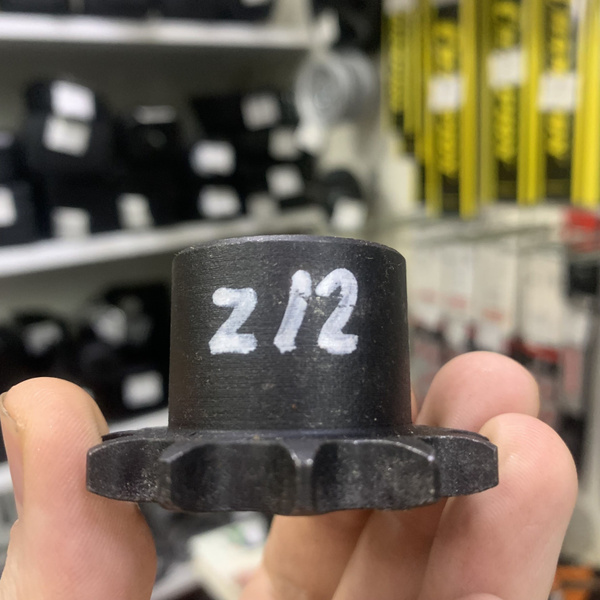 Звезда z 12 шаг 12,7 (посадка на вал 20мм) под Восходовскую цепь ...